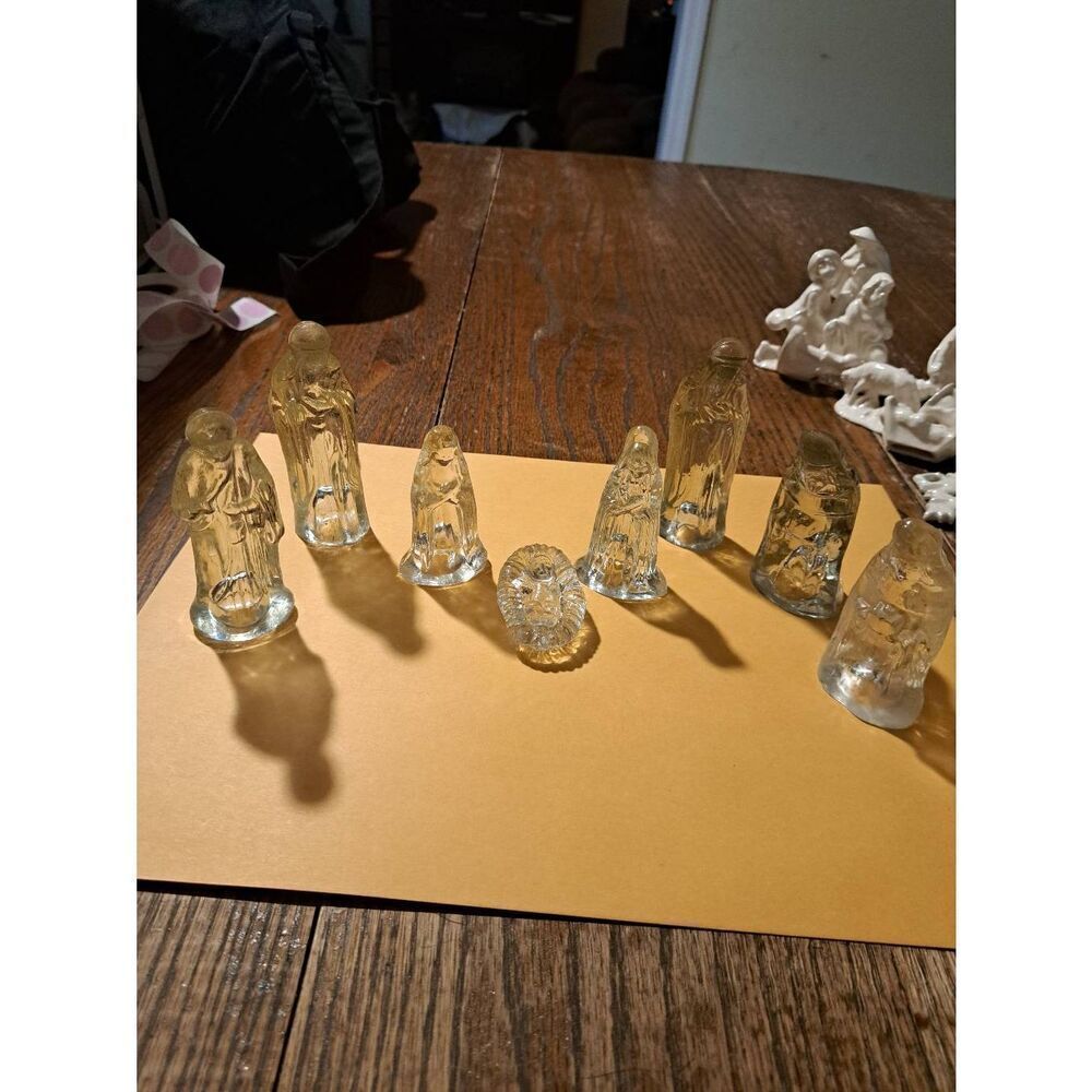Vintage Clear Glass Nativity Figurines 8pc Christmas Holiday Baby Jesus Mary